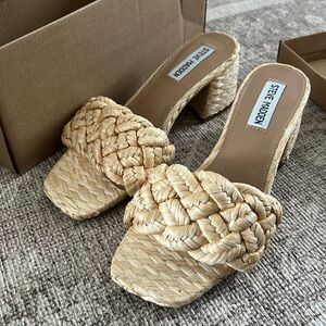 Steve Madden woven heel